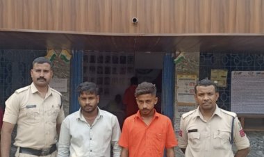 जिला दुर्ग के थाना सुपेला पुलिस ने  धारदार चाकू से हमला कर चोट पहुंचाने वाले 02 आरोपी को गिरफ्तार किया