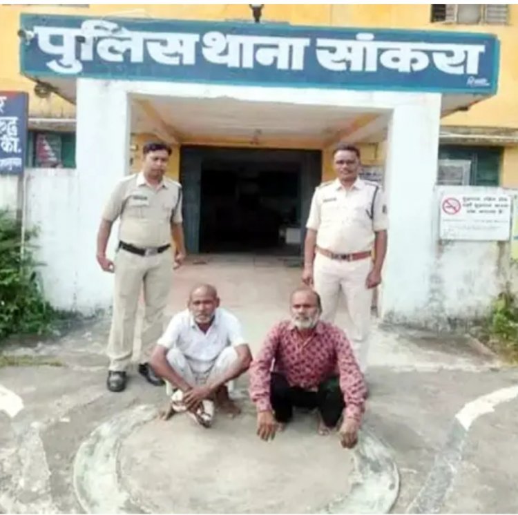 दो अधेड़ो ने खुद किया गैंगरेप, फिर पीड़िता को धमका कर निर्दोषों पर करवा दिया अपराध दर्ज, ऐसे पकड़ाए