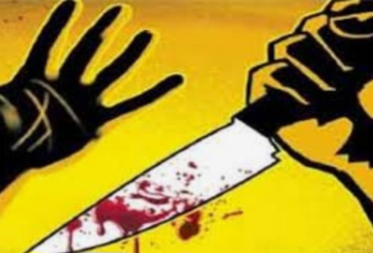 भिलाई के वैशाली नगर थाना क्षेत्र में देर रात चाकूबाजी की घटना सामने आई है,पूरी घटना गणेश पंडाल के पास हुई और सीसीटीवी कैमरे में कैद हो गई