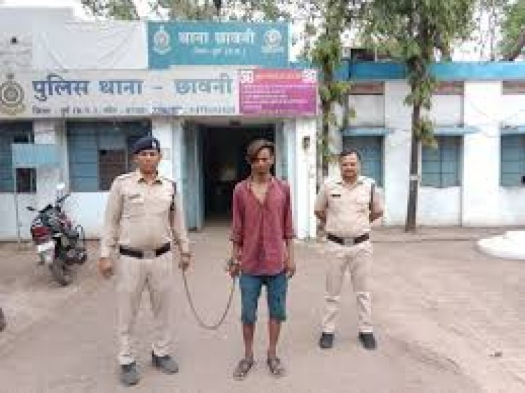 भिलाई के छावनी थाना क्षेत्र के कैंप-1 में रविवार देर रात दो गुटों में जमकर मारपीट हुई