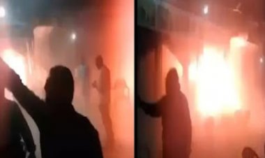 शनिवार की रात भिलाई के सेक्टर 6 स्थित क्रिश्चियन कम्युनिटी चर्च में राज्य स्तरीय संगीत प्रतियोगिता के दौरान शॉर्ट सर्किट के कारण चर्च में अचानक से आग लग गई