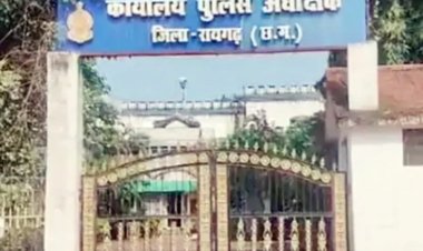 रायगढ़ एसपी ने 2 आरक्षकों को किया सस्पेंड : ट्रक चालक को फर्जी केस में फंसाने की दे रहे थे धमकी