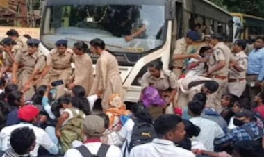 रायपुर में डीएड-डीएलएड अभ्यर्थियों का प्रदर्शन, मुख्यमंत्री आवास घेरने की कोशिश, पुलिस संग टकराव और दंगा भड़काने के आरोप, गैर-जमानती धाराओं में FIR.