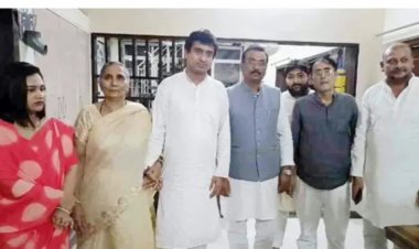 विधायक देवेंद्र यादव के परिवार से मिले युकां के राष्ट्रीय अध्यक्ष उदय भानु, कहा – द्वेषपूर्ण कार्रवाई कर रही भाजपा सरकार