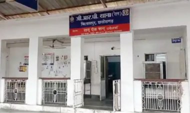 वर्दी की आड़ में युवक से गांजा तस्करी कराने वाले जीआरपी के चार आरक्षकों को साइबर थाना पुलिस ने किया गिरफ्तार