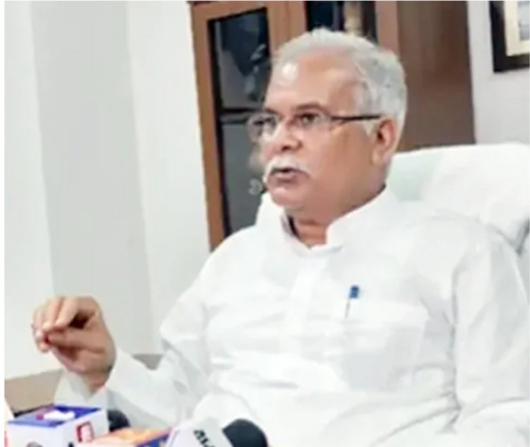 रायपुर दक्षिण विधानसभा सीट पर कांग्रेस प्रत्याशी को रायपुर सांसद बृजमोहन अग्रवाल द्वारा बाहरी प्रत्याशी बताए जाने पर पूर्व मुख्यमंत्री भूपेश बघेल ने किया पलटवार