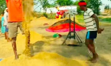 मुख्यमंत्री ने किसानों को दिया एक और तोहफा; किसान धान खरीदी केन्द्रों में माइक्रो एटीएम से निकाल सकेंगे 10 हजार रूपए