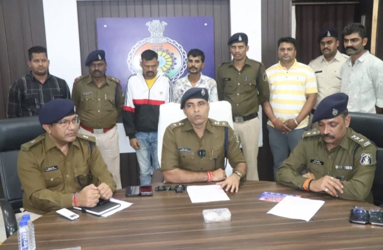 पंजाब से चिट्टा लाकर करते थे आरोपी नशे का कारोबार ,02 नशे के कारोबारी चढ़े पुलिस के हत्थें ,आरोपियों से करीबन 01 लाख रूपये का मादक पदार्थ चिट्टा बरामद