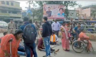 6 सूत्रीय मांगों को लेकर राजधानी की सड़क पर उतरे प्रदेशभर के दिव्यांग