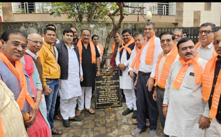 आमदी वार्ड की सड़क होगी दुरुस्त - विधायक गजेन्द्र यादव ने किया भूमिपूजन
