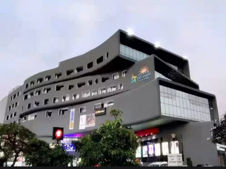 भिलाई में सूर्या मॉल के मैनेजर पर बाप और दो बेटों ने मिलकर किया हमला, घूंसे-चप्पल से की पिटाई