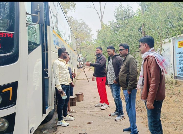 रहवासियों व बस संचालकों से आयुक्त ने की अपील, सड़क किनारे पर अपनी कार, वाहन व बस को ना धोयें