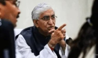 टीएस सिंहदेव बोले – लखमा अनपढ़ लेकिन नासमझ नहीं:कहा- फाइलों में डील नहीं होती, सरकार किसी की भी हो 19-20 होता ही है