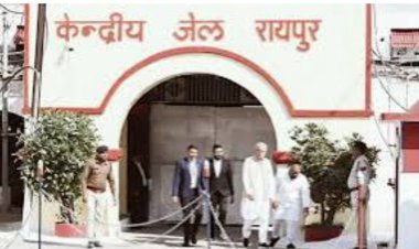 भूपेश बघेल पहुंचे रायपुर सेंट्रल जेल, कवासी लखमा और देवेंद्र यादव से की मुलाकात