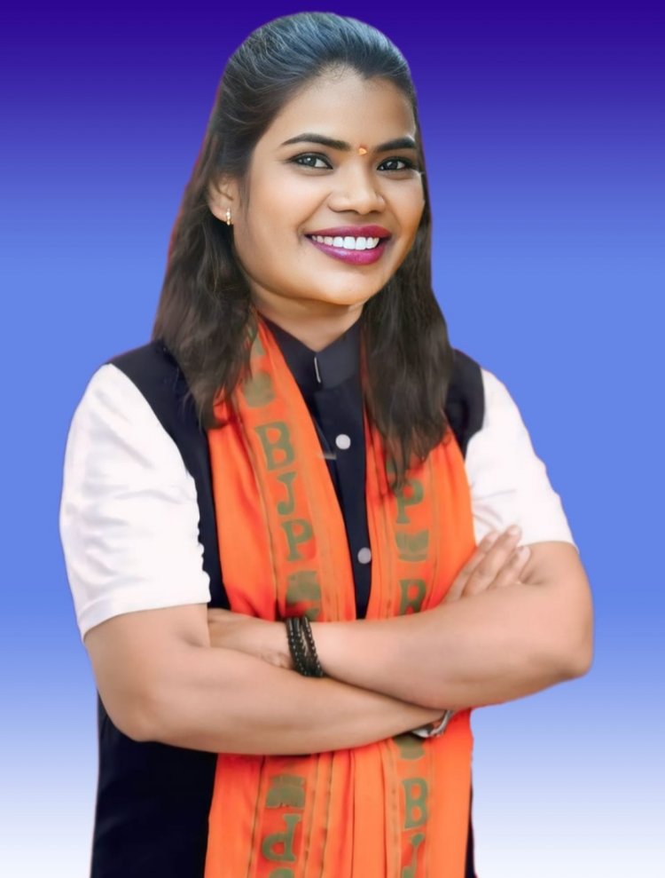भाजपा प्राथमिक सदस्य सुमित्रा अन्नपूर्णा महिला स्व सहायता समूह संरक्षक तारा अभिषेक टंडन ने समस्त प्रदेशवासियों को नव वर्ष 2025 की बधाई एवं शुभकामनाएं दी