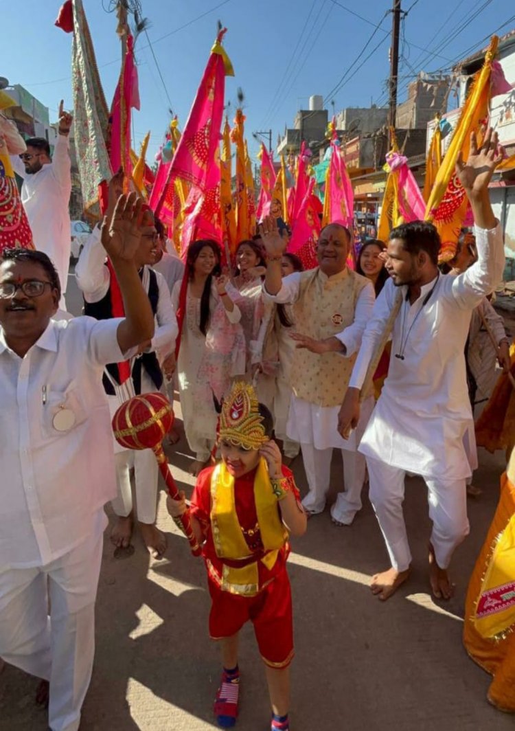 छत्तीसगढ़ की धार्मिक नगरी दुर्ग में निकाली गयी सबसे बड़ी एवं ऐतहासिक निशान ध्वज यात्रा