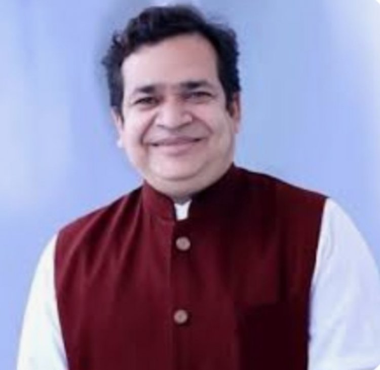 आज दुर्ग गांधी प्रतिमा के पास पंचायत चुनाव में ओबीसी आरक्षण व्यवस्था को लेकर एक दिवसीय धरना प्रदर्शन में,शामिल होने मुकेश चंद्राकर ने कांग्रेस जनों से की अपील
