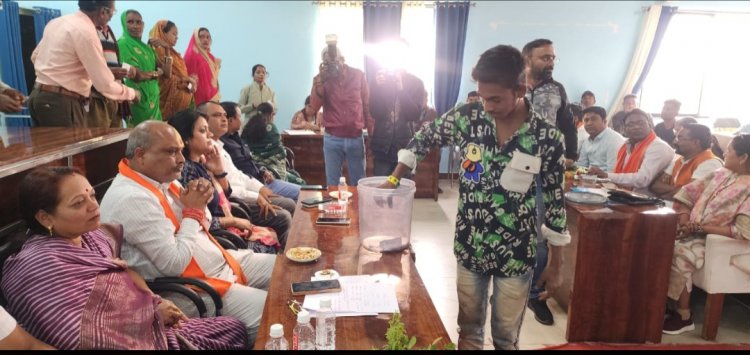 नगर पालिका निगम रिसाली में प्रधानमंत्री आवास योजना (शहरी) मोर मकान मोर आस के तहत आवास आवंटन किया गया