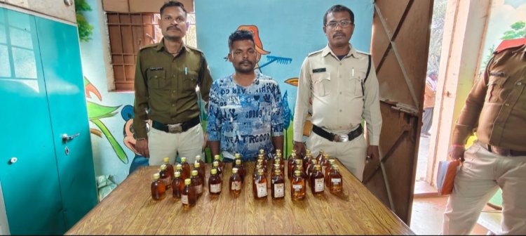 भिलाई में गणतंत्र दिवस के दिन अवैध रूप से शराब बिक्री करते युवक पकड़या