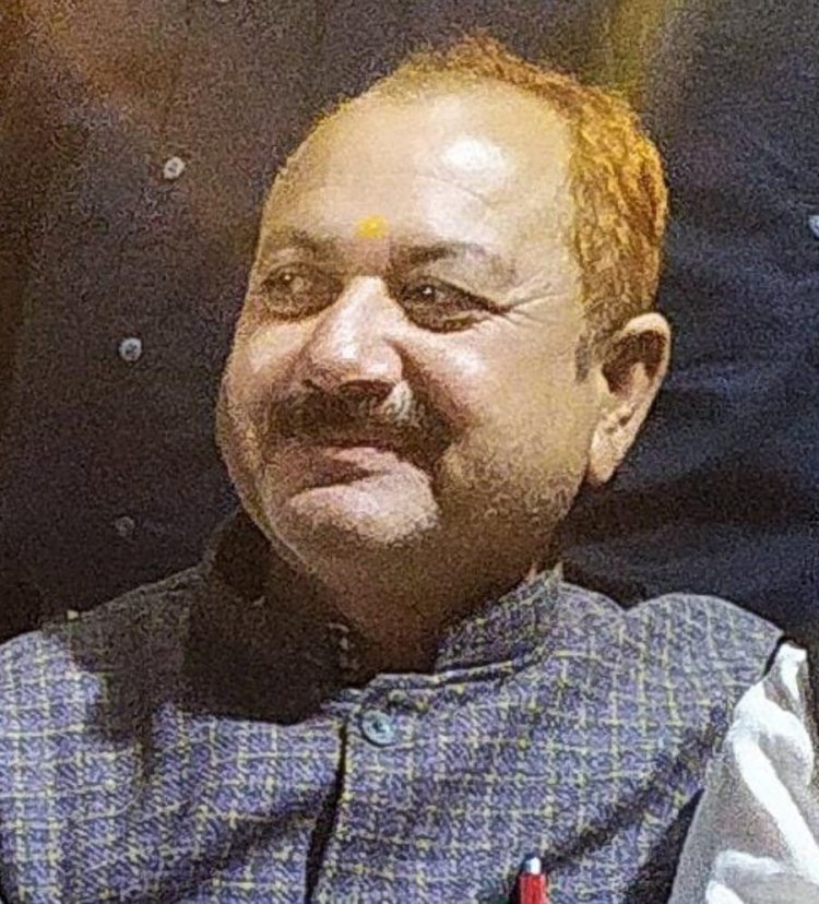 दुर्ग ग्रामीण विधानसभा के सीनियर भाजपा लीडर व दूर्ग ग्रामीण के पूर्व मडंल अध्यक्ष रूपनारायण शर्मा ने पार्टी से इस्तीफा दिया