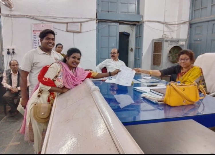 तारा अभिषेक टंडन ने नामांकन किया दाखिल, बोलीं- मेरा पहला ओर आखिरी चुनाव है और मैं जनता की सेवा करना चाहती हूं