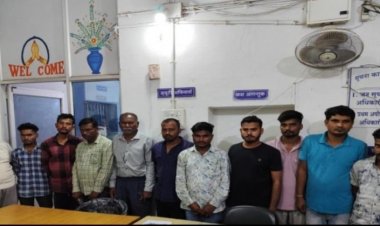 नवातरिया बांध जामुल के पास जुआ खेलने वाले 11 आरोपी गिरफ्तार