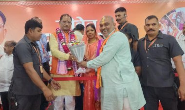 दुर्ग ग्रामीण विधायक ललित चंद्राकर ने मुख्यमंत्री  विष्णु देव सायं को जन्म दिन की हार्दिक शुभकामनाएं दी