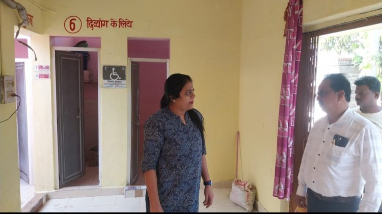 शौचालय मरम्मत के लिए आयुक्त ने बनवाई चेक लिस्ट - माॅर्निंग विजिट में लापरवाही, कटा वेतन