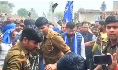 मथुरा में चंद्रशेखर के काफिले पर बाइक सवारों ने किया पथराव, दो घायल; समर्थकों का हंगामा