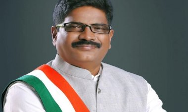 भिलाई तीन चरोदा नगर निगम के  कांग्रेस पार्षद एस वेंकट रमना के खिलाफ पुरानी भिलाई थाने में मामला दर्ज ,, दबंगई करते हुए मकान खाली करवाने और जान से मारने की धमकी देने का आरोप