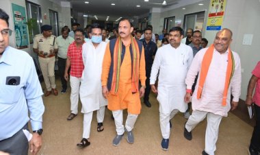 स्वास्थ्य एवं परिवार कल्याण मंत्री श्री जायसवाल ने जिला अस्पताल दुर्ग का निरीक्षण कर स्वास्थ्य सुविधाओं का किया मूल्यांकन