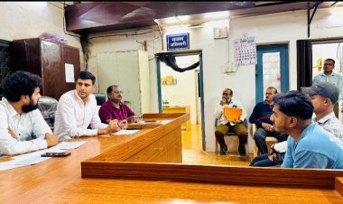 दुर्ग निगम आयुक्त सुमित अग्रवाल ने ली राजस्व विभाग की समीक्षा,31 मार्च 2025 तक टैक्स जमा नही करने वालो के विरुद्ध नल कनेक्शन काटने की कार्यवाही