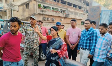 सख्ती: मेयर श्रीमती अलका बाघमार ने अधिकारियों के साथ किया निरीक्षण