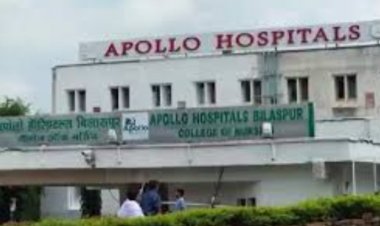 मरीज को 4 एम्बुलेंस बदलकर ले गए रायपुर : 2 घंटे तक चलता रहा ड्रामा,अपोलो अस्पताल के पास वाहन नहीं