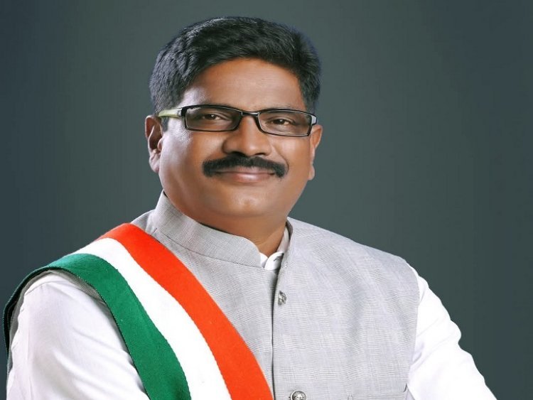 भिलाई तीन चरोदा नगर निगम के कांग्रेस पार्षद एस वेंकट रमना के खिलाफ पुरानी भिलाई थाने में मामला दर्ज ,, दबंगई करते हुए मकान खाली करवाने और जान से मारने की धमकी देने का आरोप