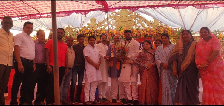 ग्राम कुथरेल में चंद्राकर कुर्मी समाज एवं ग्रामवासियों के द्वारा शिवाजी महाराज की जयंती धूम धाम से मनाया गया