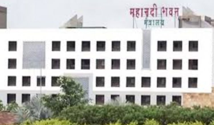 सरकार का बड़ा फैसला : तबादले के बाद ज्वाइन नहीं करने वाले राप्रसे के 11 अधिकारी एक तरफा कार्यमुक्त