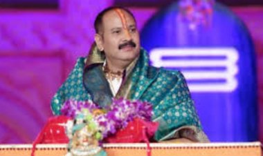 "200 हिंदू सांसद कलंक हैं’: कथावाचक पंडित प्रदीप मिश्रा बोले- इन सभी को कश्मीर घाटी को सौंप दो