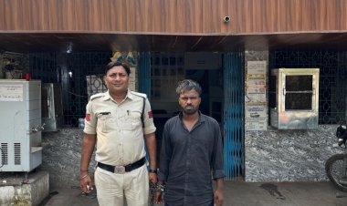 उधारी रकम  वापस मांगने पर आरोपी ने नहीं दूंगा कहते हुए थर्माकोल कटर से किया  युवक पर प्राणघातक हमला ,आरोपी  गिरफ्तार