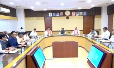 साय कैबिनेट का बड़ा फैसला, बीएड सहायक शिक्षकों का होगा समायोजन, मुख्यमंत्री ग्रामीण बस सुविधा योजना होगी शुरू, जानिए अन्य फैसले…