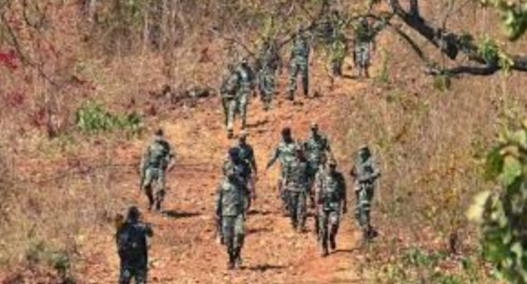 दहशत में नक्सली : फोर्स और सरकार के कड़े रवैये से घबराए, पर्चा जारी कर ऑपरेशन रोकने और शांति वार्ता की अपील