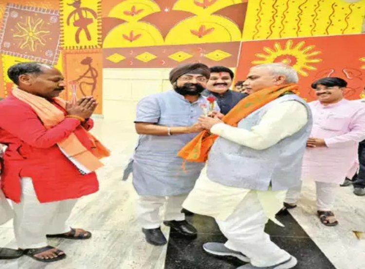 नए मंत्रियों के नाम का ऐलान संभव, बीजेपी नेता शिवप्रकाश आज रायपुर में लेंगे बैठक