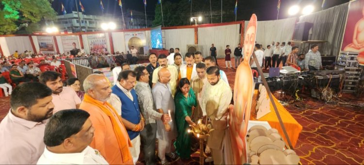 भगवान महावीर जन्म कल्याणक महोत्सव कार्यक्रम में सम्मिलित हुए सांसद व विधायक