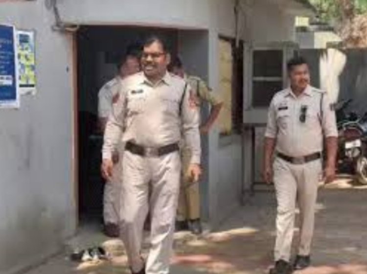 थाने पहुंची और दूसरी शादी करने अड़ गई दो बच्चों की मां, सदमे में ससुराल वाले