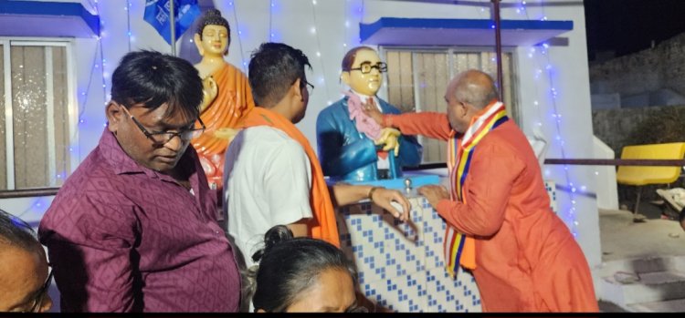 दुर्ग ग्रामीण विधायक ललित चंद्राकर ने डॉ भीम राव अम्बेडकर जन्म जयंती पर नमन कर पुष्पांजलि अर्पित किया