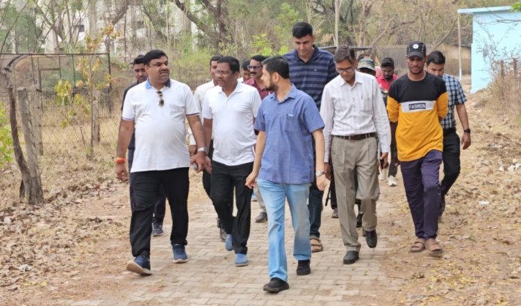 दुर्ग बस स्टैंड का होगा विस्तार, विधायक गजेन्द्र यादव ने प्रशासनिक अधिकारियो के साथ स्थल निरिक्षण