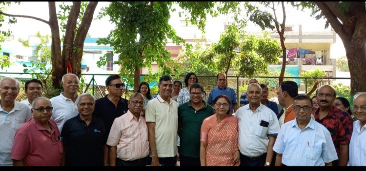 नेहरू नगर मिलेनियम पार्क को और व्यवस्थित किया गया लोगो ने खुशी व्यक्त की