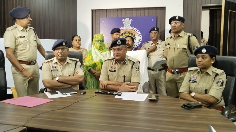 बांग्लादेशी महिला पन्ना बीबी भिलाई से गिरफ्तार, अंजली सिंह उर्फ काकोली घोष के नाम से पहचान छिपाकर 2 साल से रह रही थी