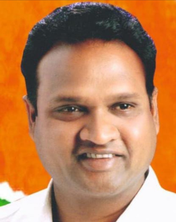 महापौर अलका बाघमार शैक्षणिक दौरे पर इंदौर रवाना, -महापौर श्रीमती बाघमार ने अपनी अनुपस्थिति में 2 दिन नरेंद्र बंजारे को प्रभारी महापौर का दायित्व सौंपा