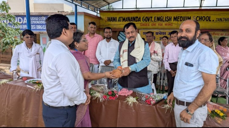 दुर्ग सांसद  विजय बघेल के अतिथ्य में सेजेस जंजगिरी दुर्ग में प्रवेश उत्सव संपन्न